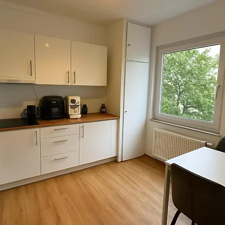 M1 3 Betten 40qm Kleine Komplett Stadtmittte Apartment *