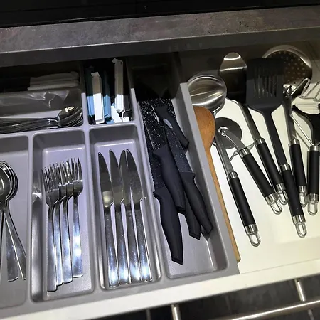 M1 3 Betten 40qm Kleine Komplett Stadtmittte Apartment Mainz